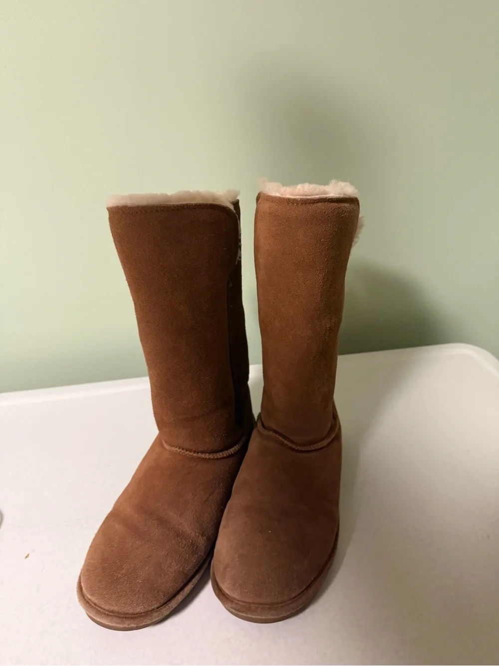 Bearpaw Womens Boots- 10